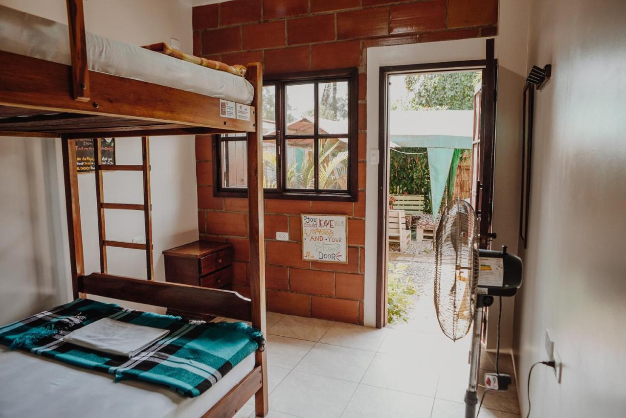 Esperanto Bed & Breakfast Surf Hostel Montañita Εξωτερικό φωτογραφία