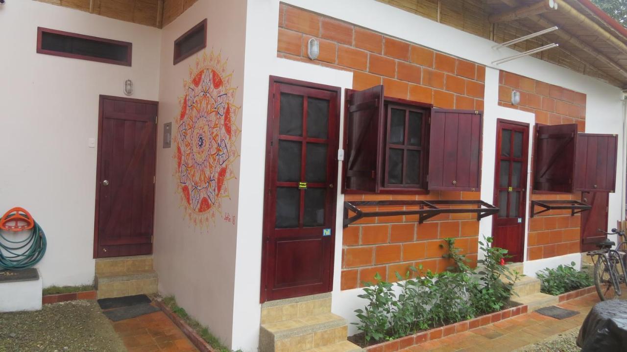 Esperanto Bed & Breakfast Surf Hostel Montañita Εξωτερικό φωτογραφία