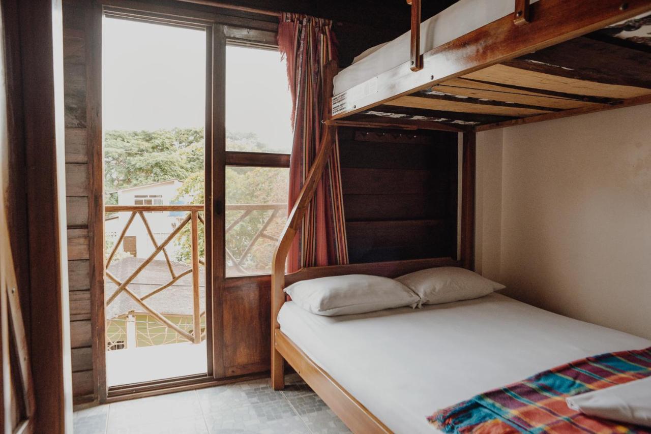 Esperanto Bed & Breakfast Surf Hostel Montañita Εξωτερικό φωτογραφία