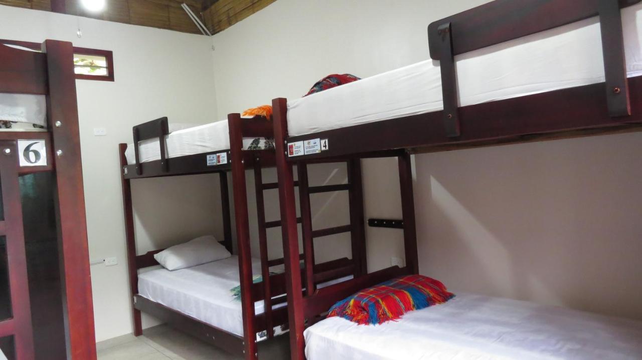 Esperanto Bed & Breakfast Surf Hostel Montañita Εξωτερικό φωτογραφία