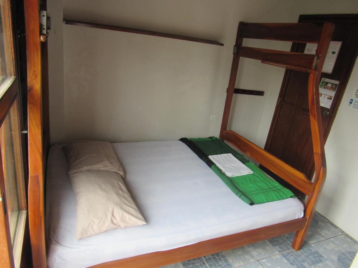 Esperanto Bed & Breakfast Surf Hostel Montañita Εξωτερικό φωτογραφία