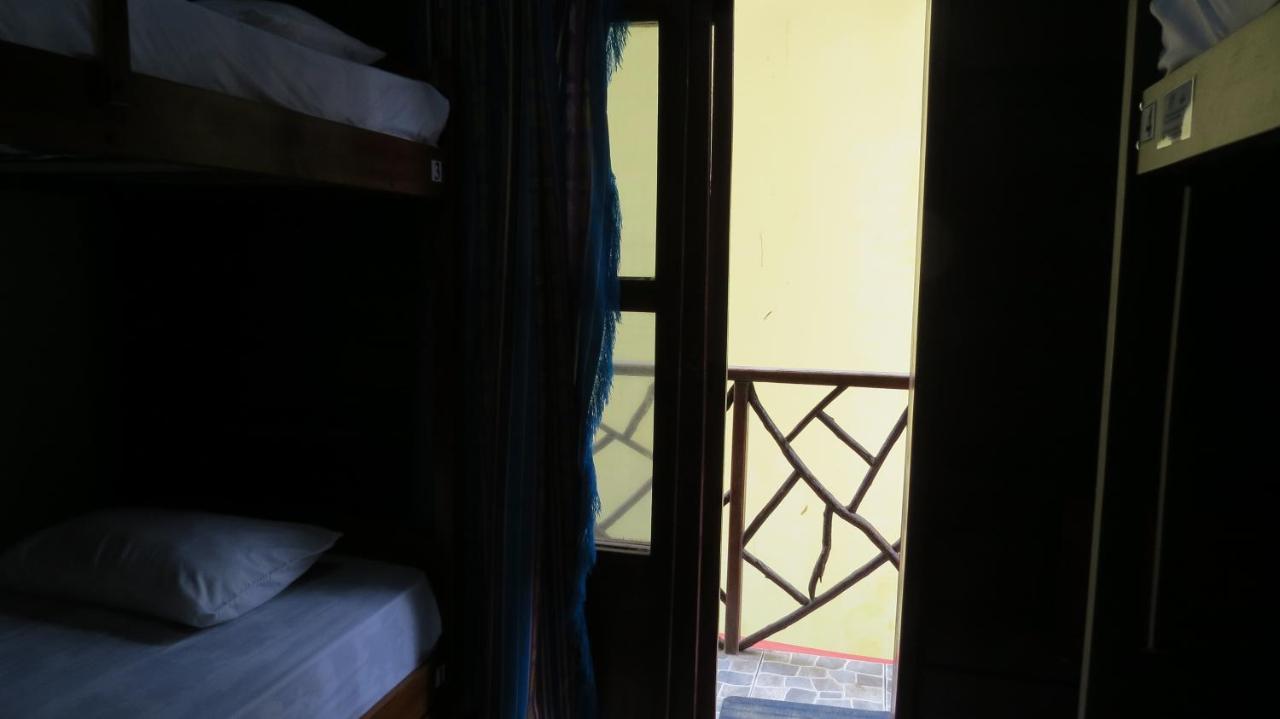 Esperanto Bed & Breakfast Surf Hostel Montañita Εξωτερικό φωτογραφία