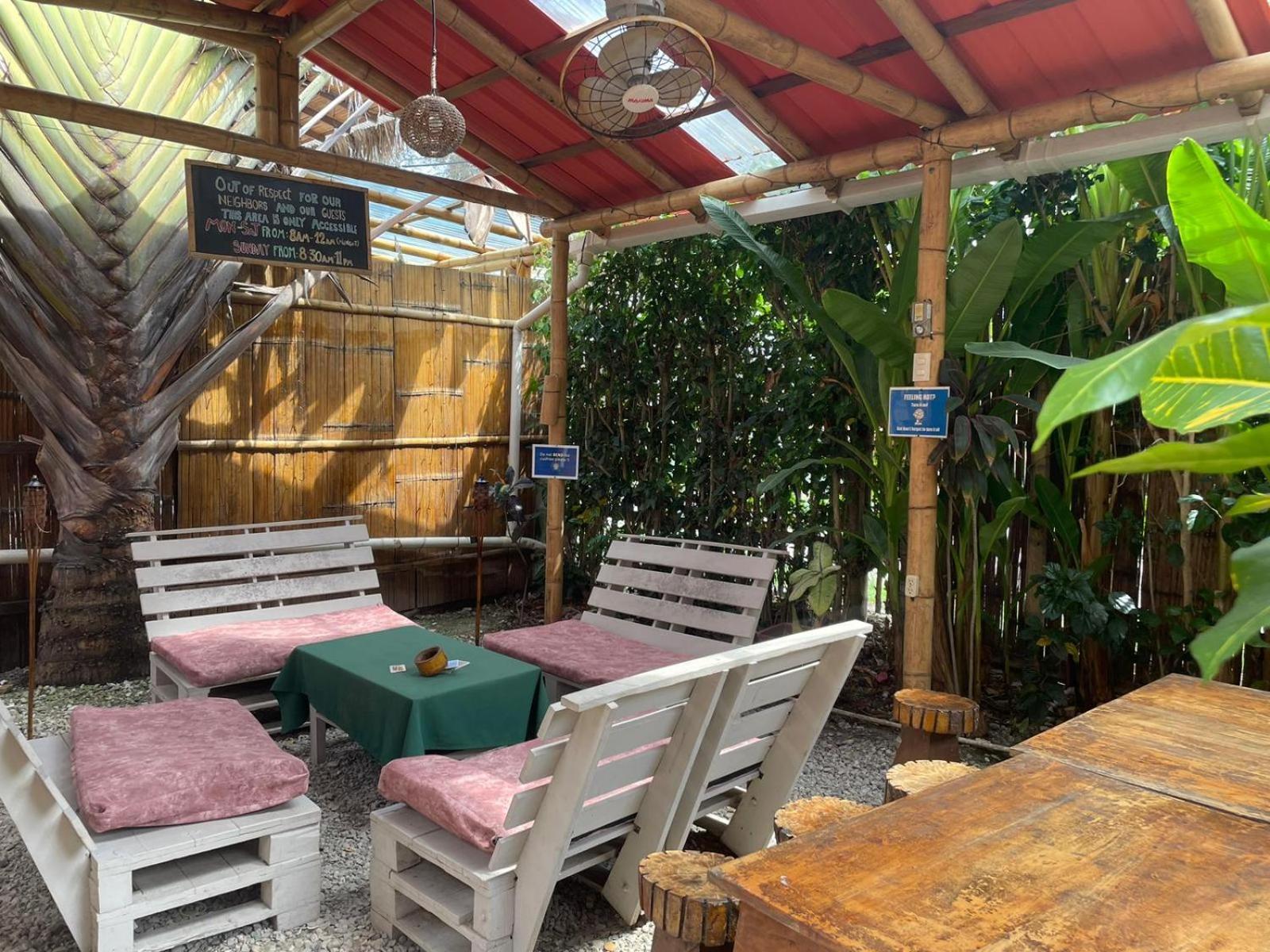 Esperanto Bed & Breakfast Surf Hostel Montañita Εξωτερικό φωτογραφία